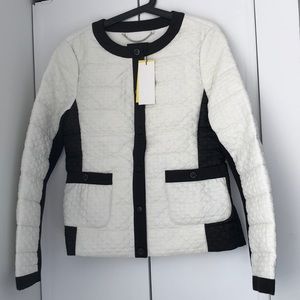 A NWT trendy Karen Millen lightweight jacket